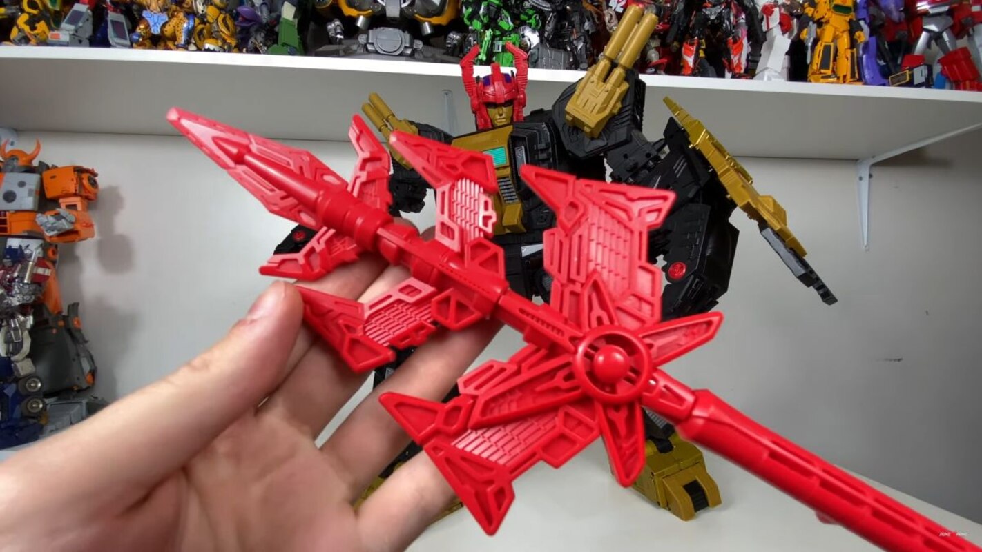 Transformers Legacy Generation Selects Titan Class Black Zarak In Hand